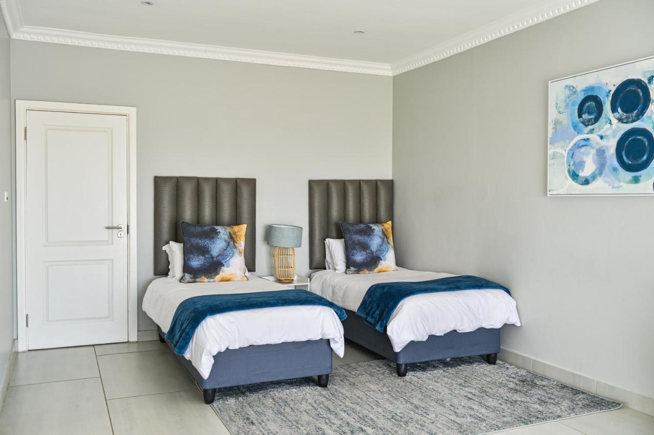 Harbour Cottages, Humewood *